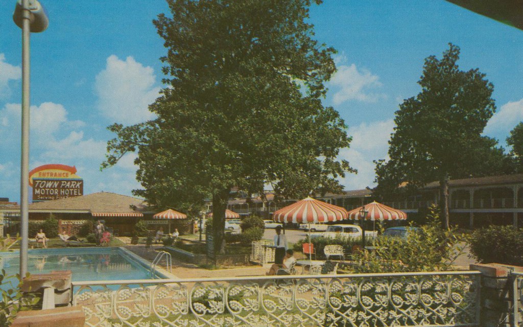 Town Park Motor Hotel - Memphis, Tennessee