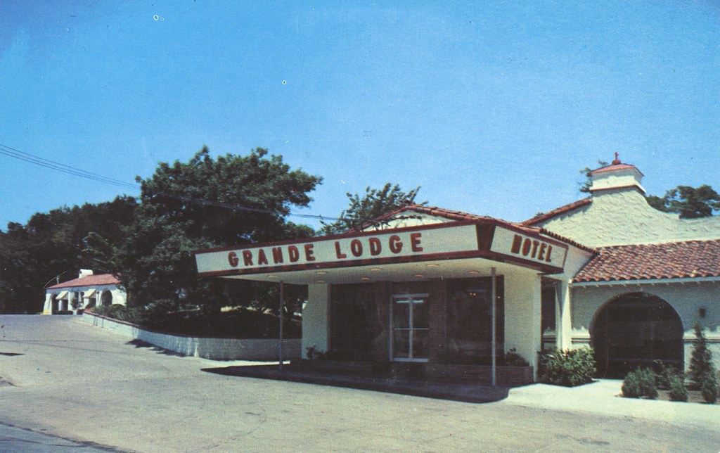 Grande Lodge - Dallas, Texas