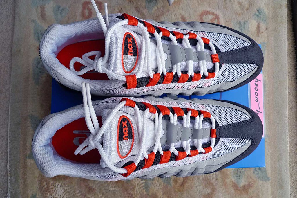 Nike Air Max 95 White Team Orange Neutral Grey Running Shoes