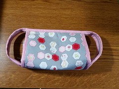 My new mini Sew Together bag.  I knew I'd find a way to use the hexie fabric I bought.