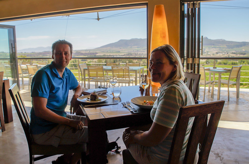 Lunch in Glen Carlou winery South Africa Etelä-Afrikka viini wine view
