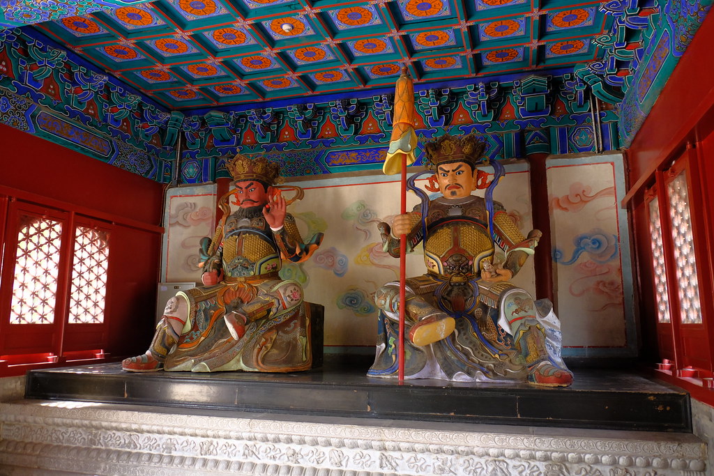 Resultado de imagem para Templo Chanfu parque beihai