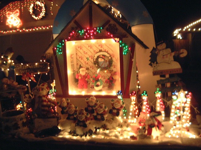  Dekorasi Natal di salah satu rumah di Sacramento GPdI 