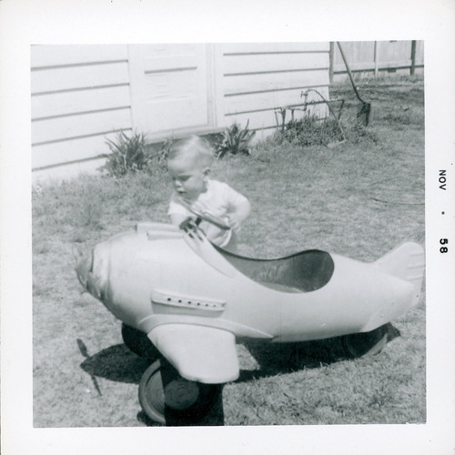 A boy and his airplane 03