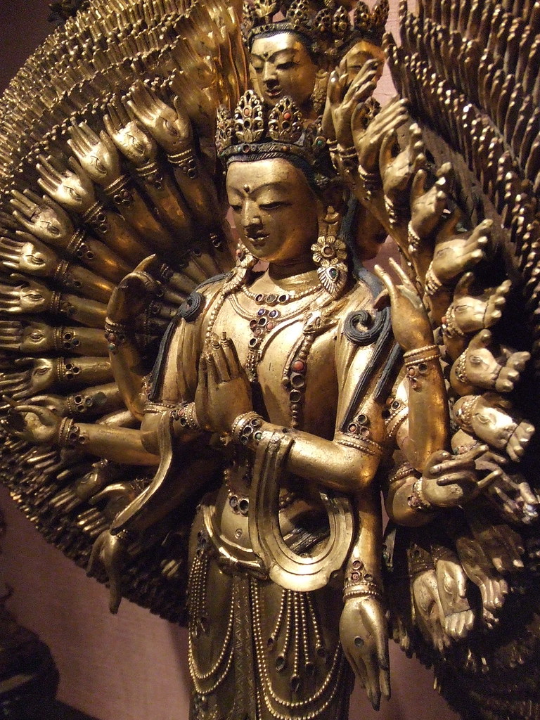 Avalokitesvara/Chenrezig | A Tibetan Statue Of 1000-Armed Av… | Flickr