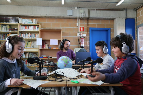 Taller radiofònic a l'Escola Anton Busquets i Punset de Calders