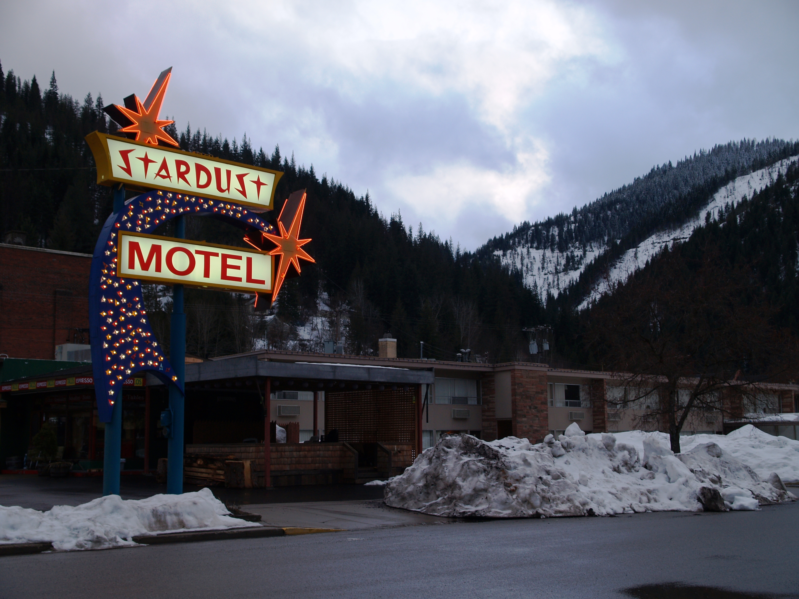 Stardust Motel - 410 Pine Street, Wallace, Idaho U.S.A. - March 17, 2008