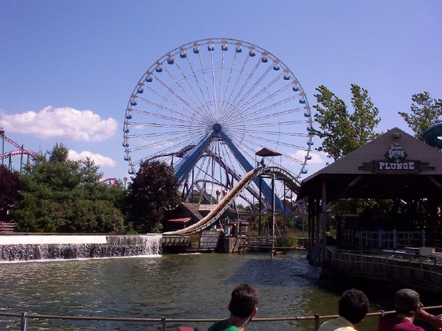 ferris-wheel-at-six-flags-new-england-joel-flickr