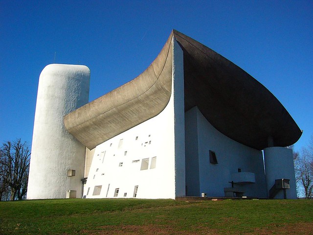Le Corbuser- Notre Dame du Haut, Ronchamp, 1954