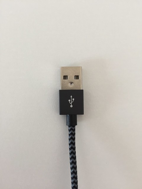 20170208 Câbles Lightning et Micro USB Rampow 00015