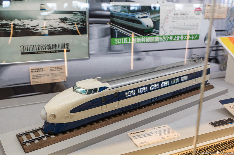Maqueta del shinkansen prototipo original