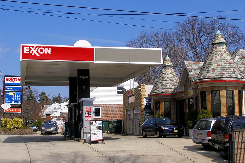 exxon-gas-and-service-station-anderson-avenue-fort-lee-n-flickr