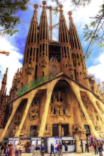 Barcelona Sagrada Familia | Klick here for a large view! La … | Flickr