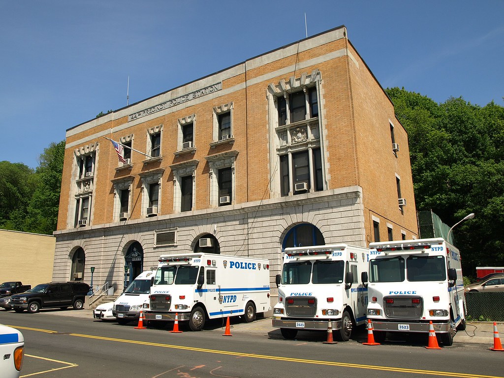 NYPD Bronx Task Force Police Station, Highbridge, Bronx, N… | Flickr