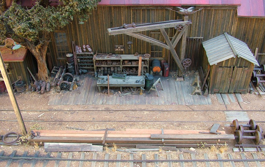 Model railroad diorama | Logging railroad repair shop 1/4 