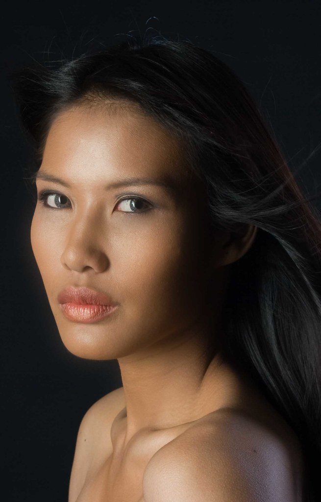 Diana, A Filipina Beauty  Zari Leonardo  Flickr-4486