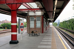 Elm Park Underground station