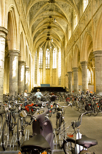 church with bikes
