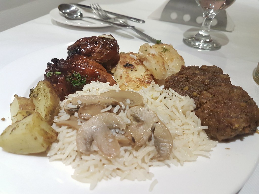 Mushroom Rice, Beef Kebab, Grilled Fish, Barbecue Chicken @ Al Safir Hotel, Bahrain
