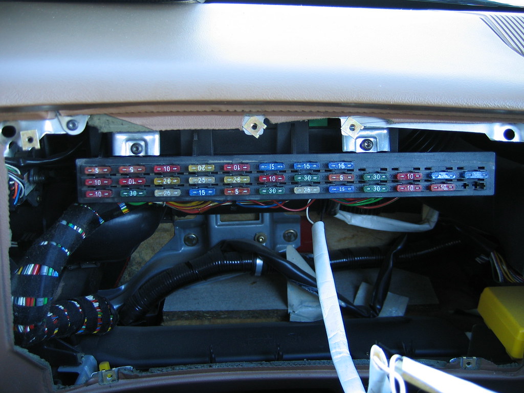 Fuse Panel | This is what the fuse panel looks with the ... fleetwood motorhome battery wiring for house 