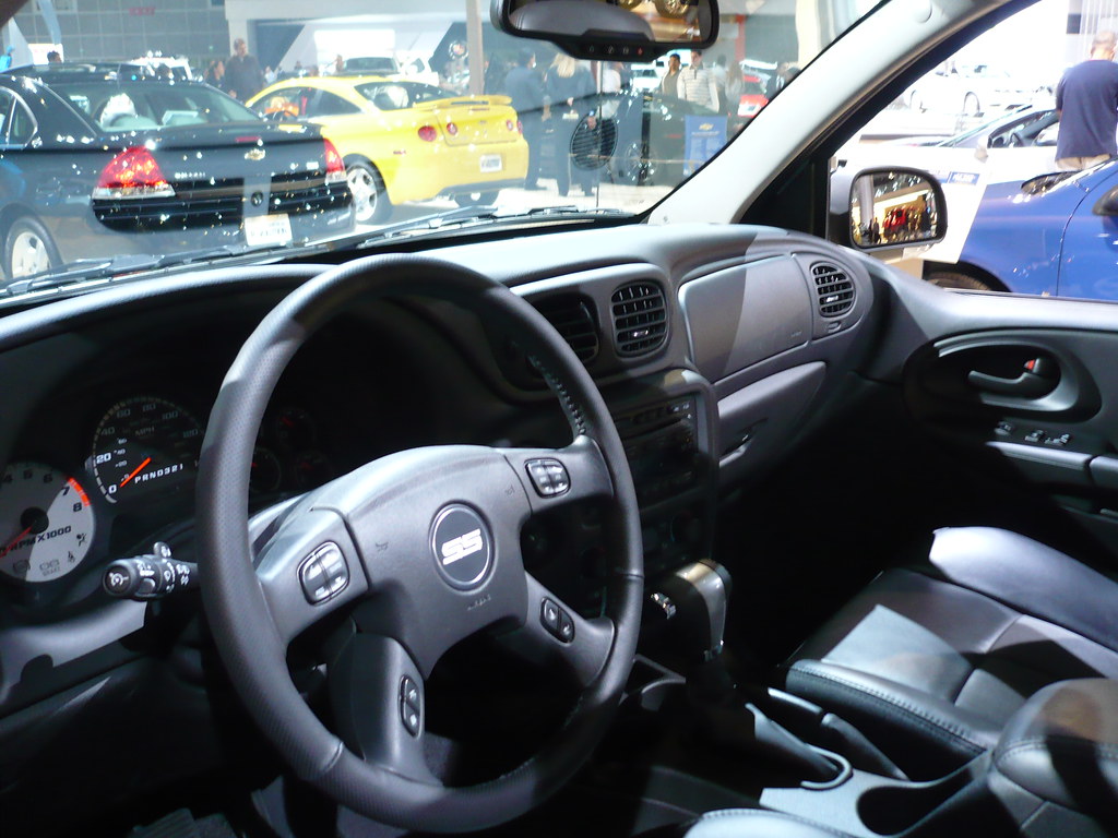 Chevy Trailblazer Ss Interior Mike Flickr