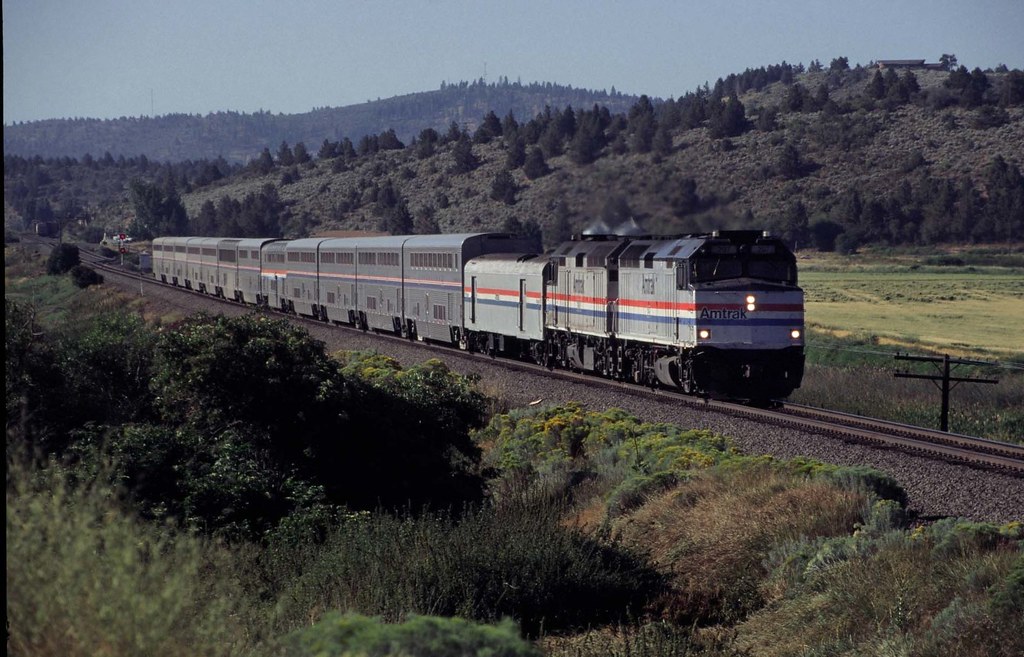 Amtrak F-40PH #297 leads Coast Starlight train #14 at Wocus Oregon August 18 1997.