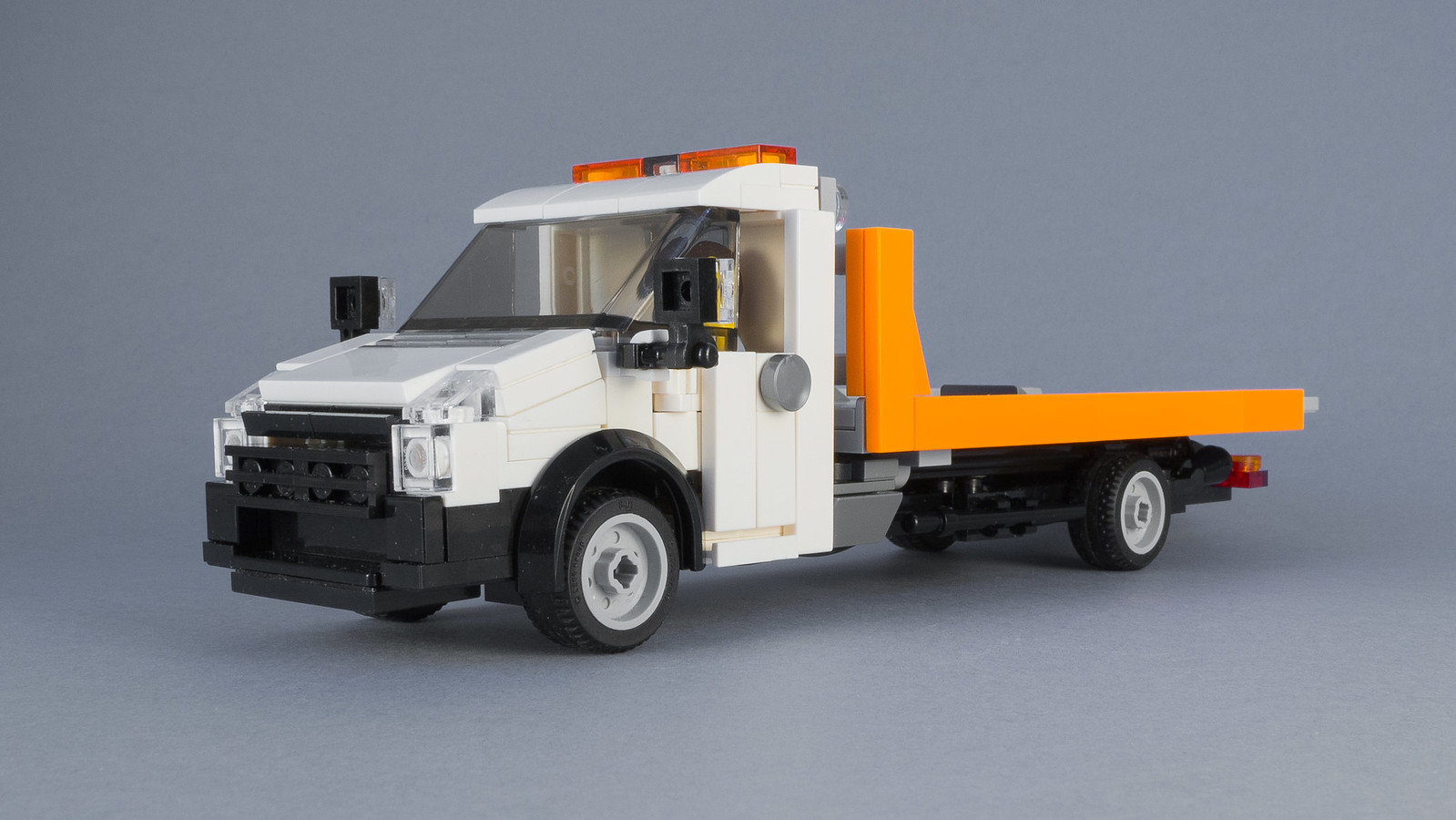 MOC: Tow Volkswagen Crafter - LEGO -