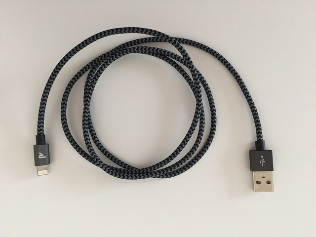 20170208 Câbles Lightning et Micro USB Rampow 00024