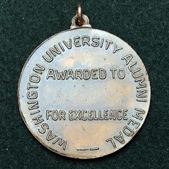 Washington University Alumni Medal reverse