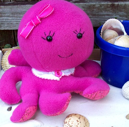 How To Crochet an Amigurumi Octopus (with pattern) - YouTube