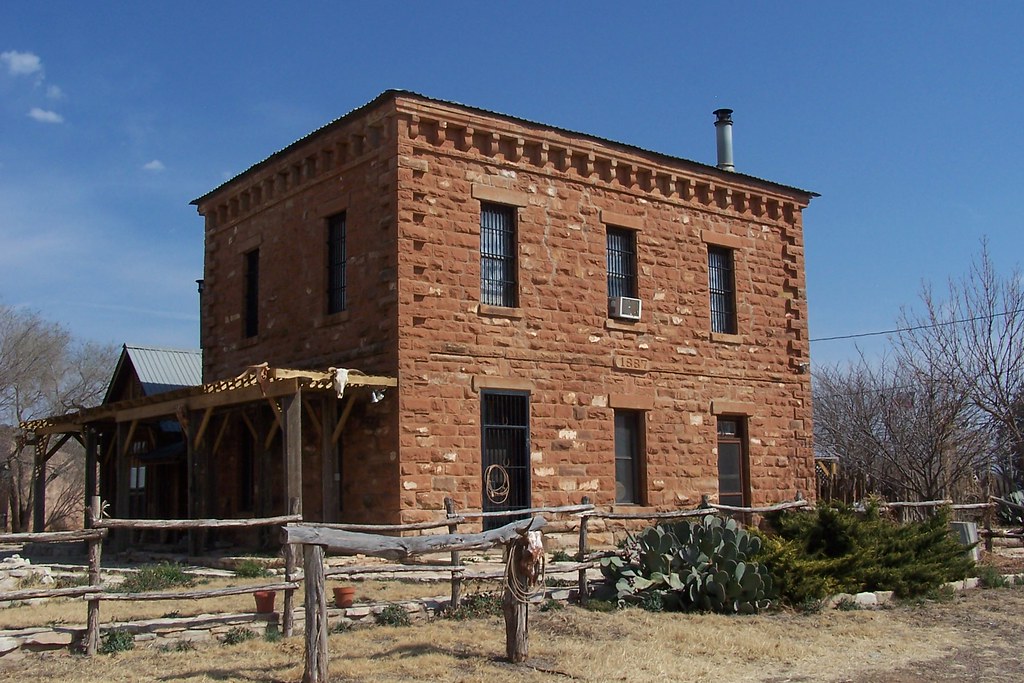 Old Knox County Jail The old Knox County Jail, built in 18… Flickr