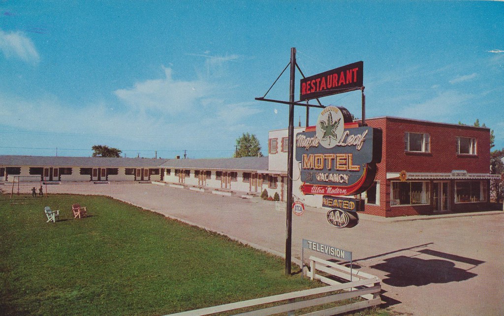 Maple Leaf Motel & Restaurant - Windsor, Ontario