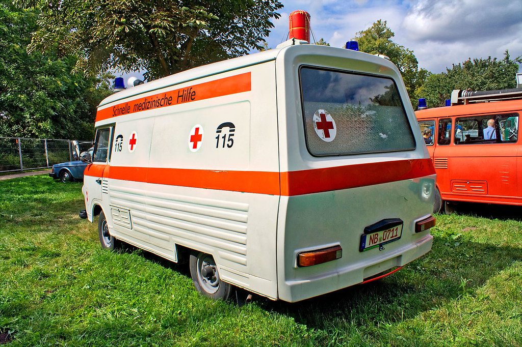 Barkas B1000 SMH Krankenwagen | Barkas B1000 SMH Krankenwage… | Flickr