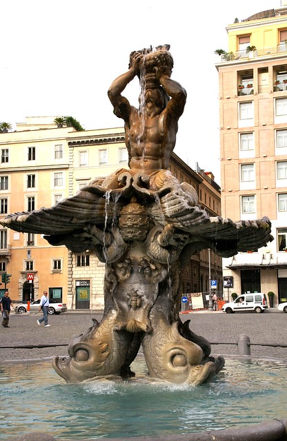 Rom, Piazza Barberini, Fontana del Tritone von Bernini (Triton fountain ...