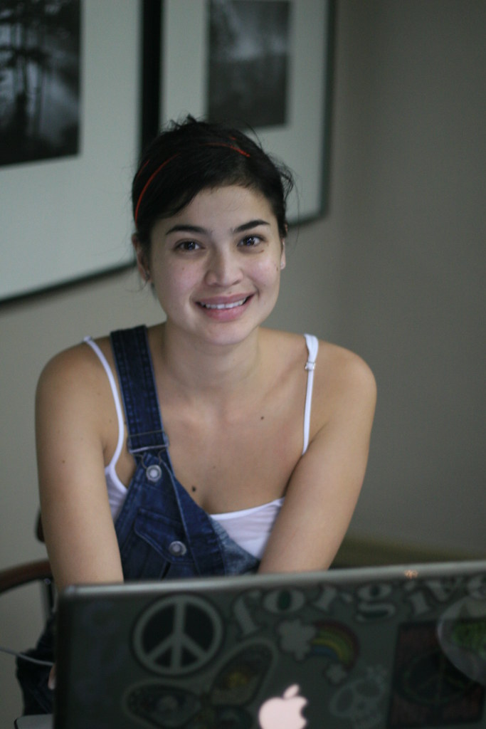 Anne Curtis At Manila Airport Mabuhay Lounge  Got Lucky -6059