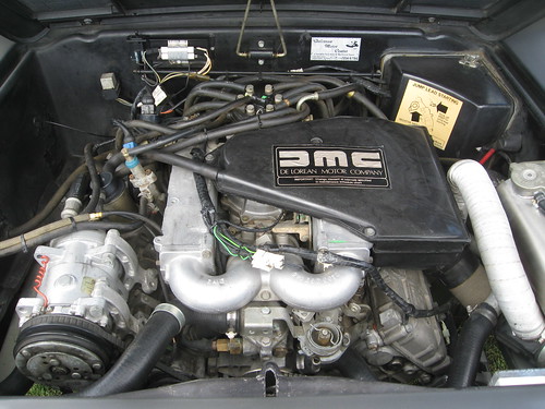 DMC DeLorean Rear Engine | V6 engine developed jointly by Pe… | Flickr