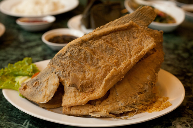 deep fried fish | These were taken at a wonderful restaurant… | Flickr
