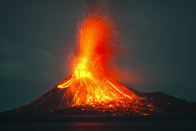Vulcanian eruption from Anak Krakatau at night  A very viol…  Flickr