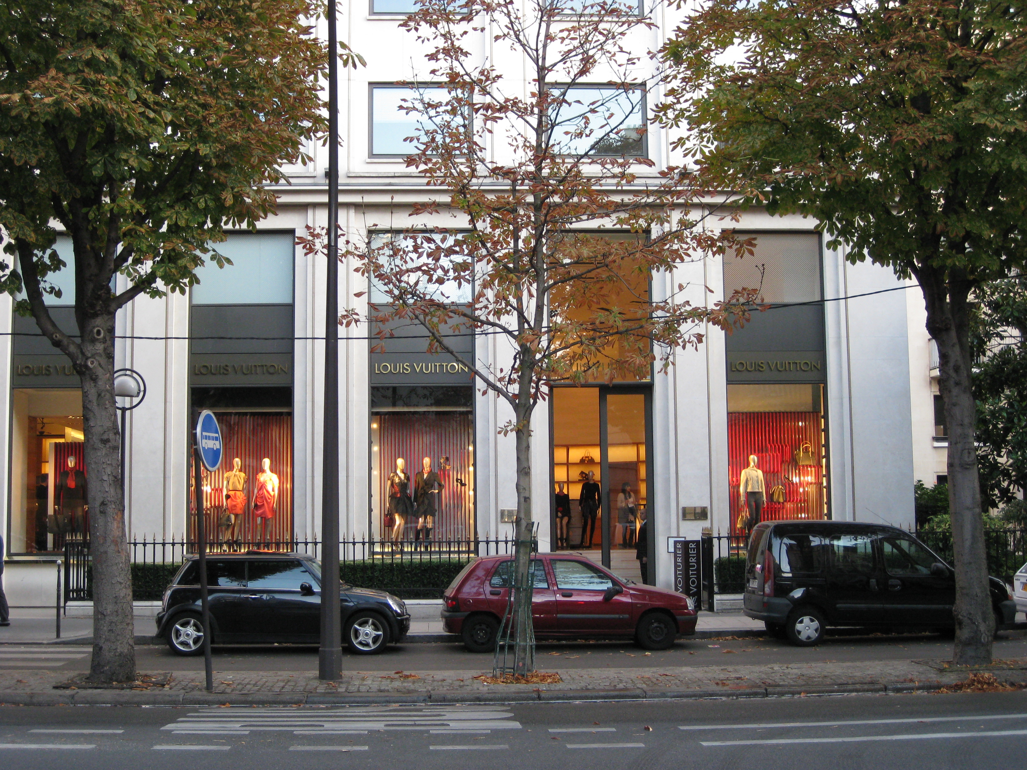 Louis Vuitton, Paris (Montaigne)