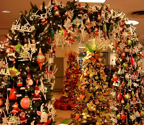 Macy's Merchandising Christmas trees 2009  Supervising 