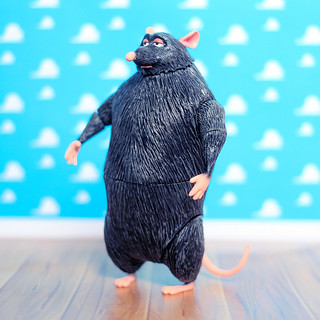 Disney Store Exclusive Ratatouille "Git" Action Figure