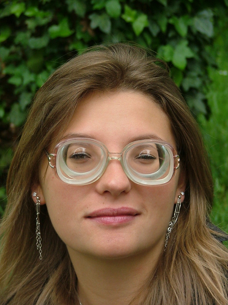 Gael wearing strong thick glasses with big dangling earrin… | Flickr People With Thick Glasses