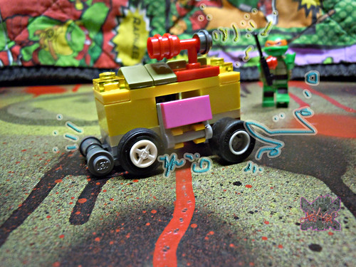 LEGO TEENAGE MUTANT NINJA TURTLES :: "Mikey's Mini-Shellraiser" xiii (( 2014 ))
