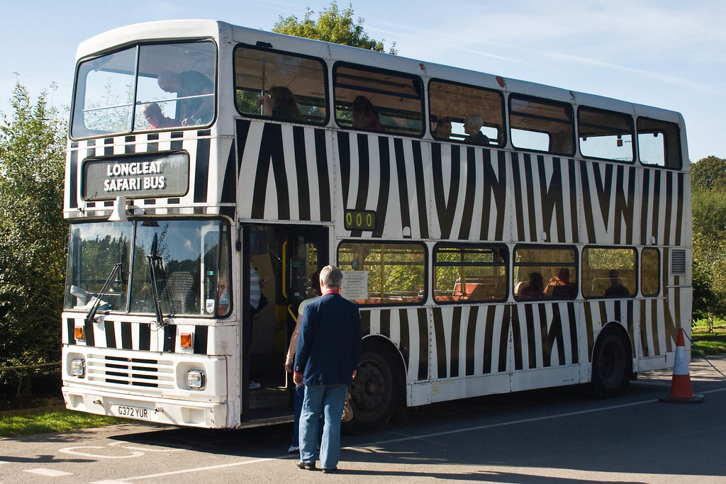 safari bus tour longleat