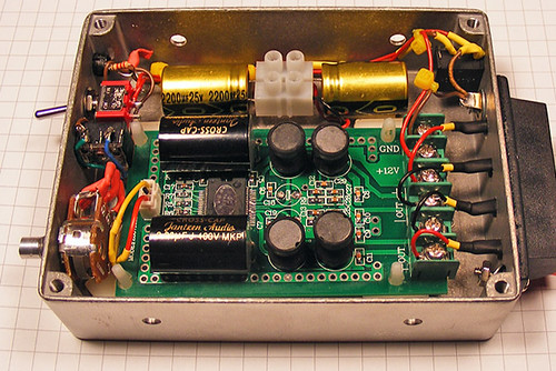  DIY  Class  D  Stereo Amplifier  Built from a very 