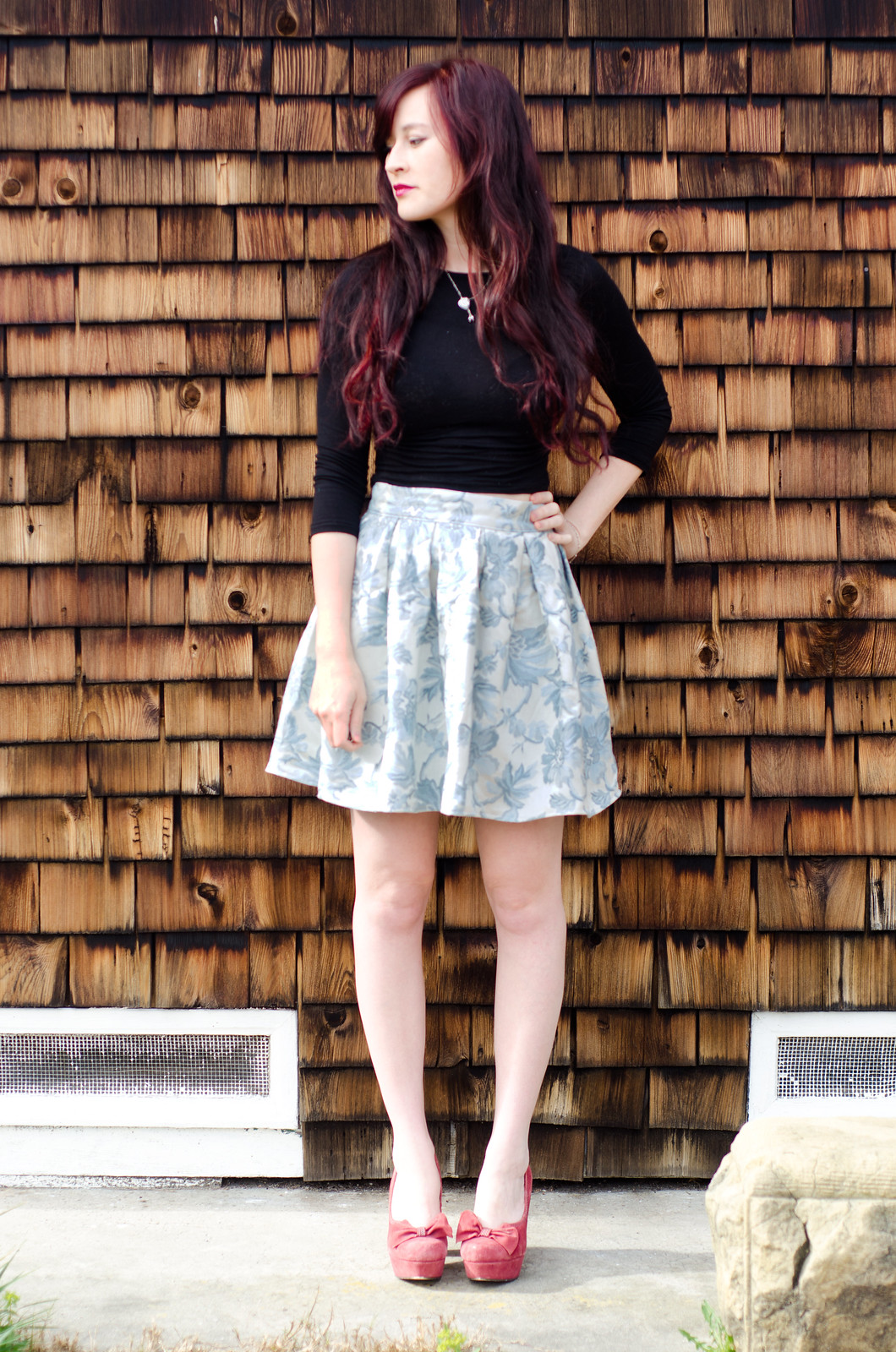 Pleated brocade skirt