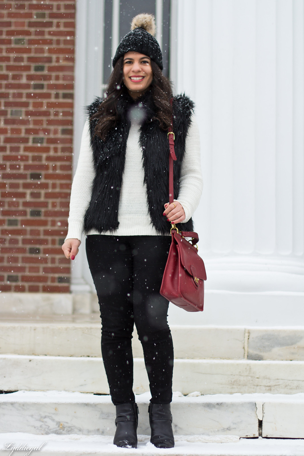 black fur vest, white sweater, red coach willis bag, snow outfit-5.jpg