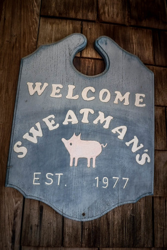 Sweatman's BBQ-002