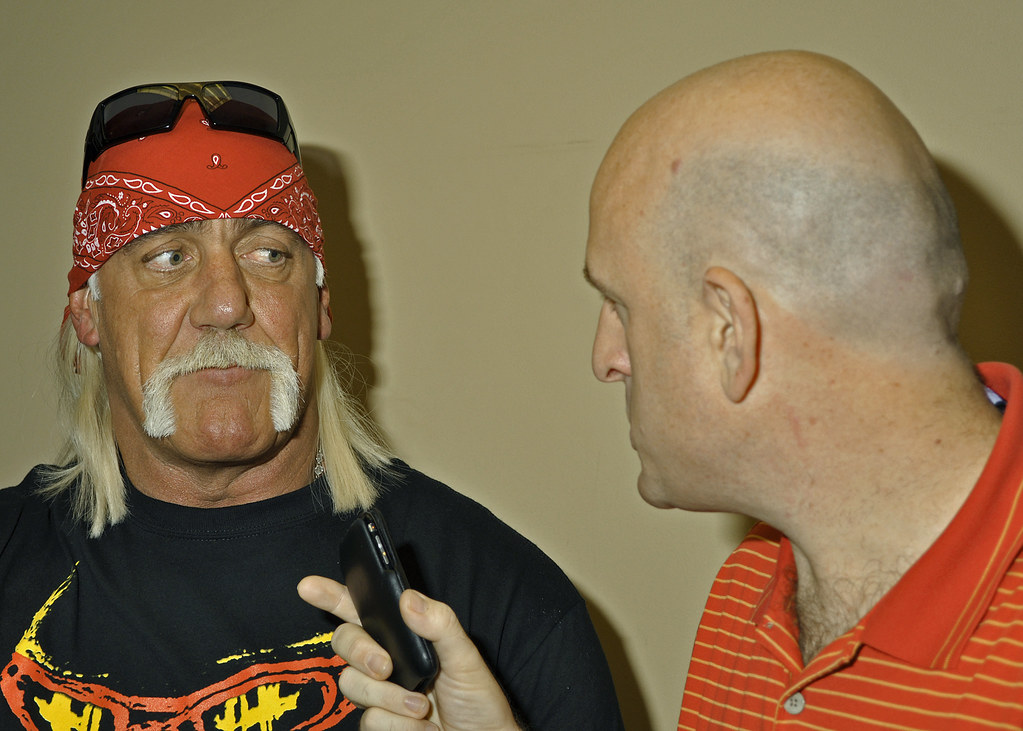 Matt w/ Hulk Hogan | Hulk Hogan contemplating Matt's haircut… | Flickr