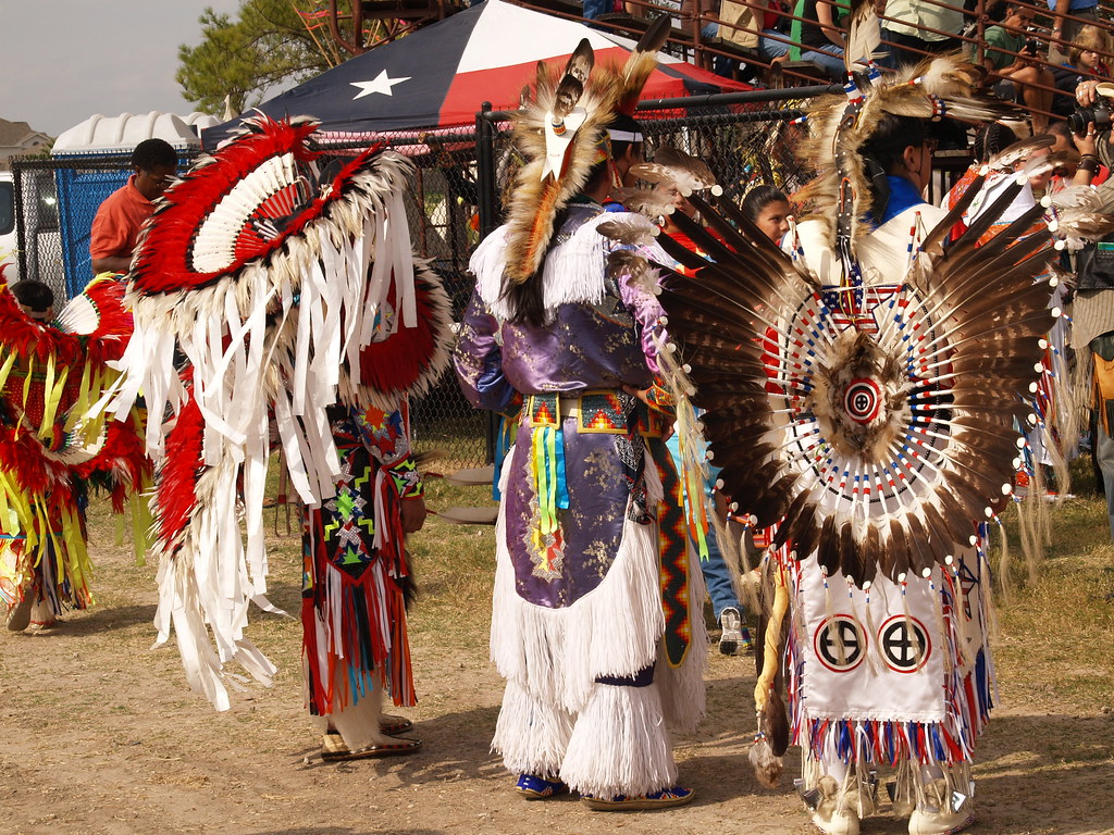 Перуанские индейцы 4. Индейцы Каранкава. Индейцы Перу. Танец индейцев Перу. Танцы перуанских индейцев.
